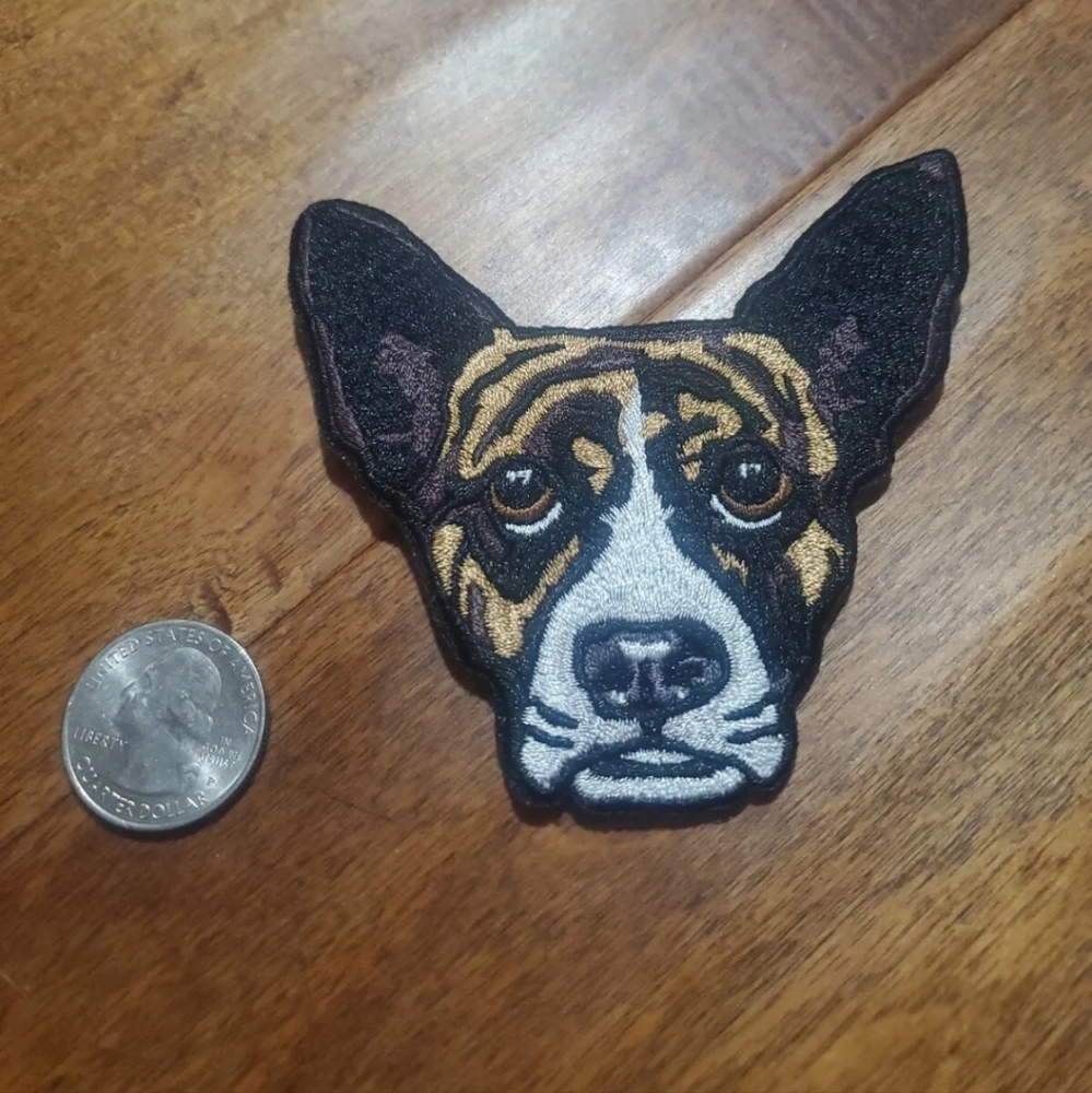 Dog head patch